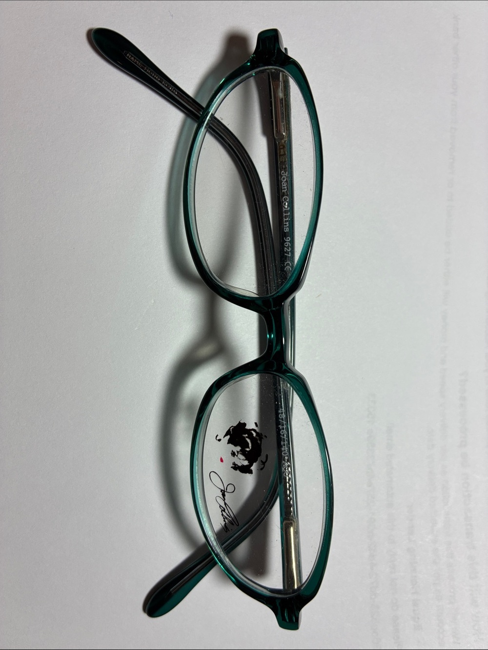 Kids Teal Oval Frame with Spring Temples - pretty color !